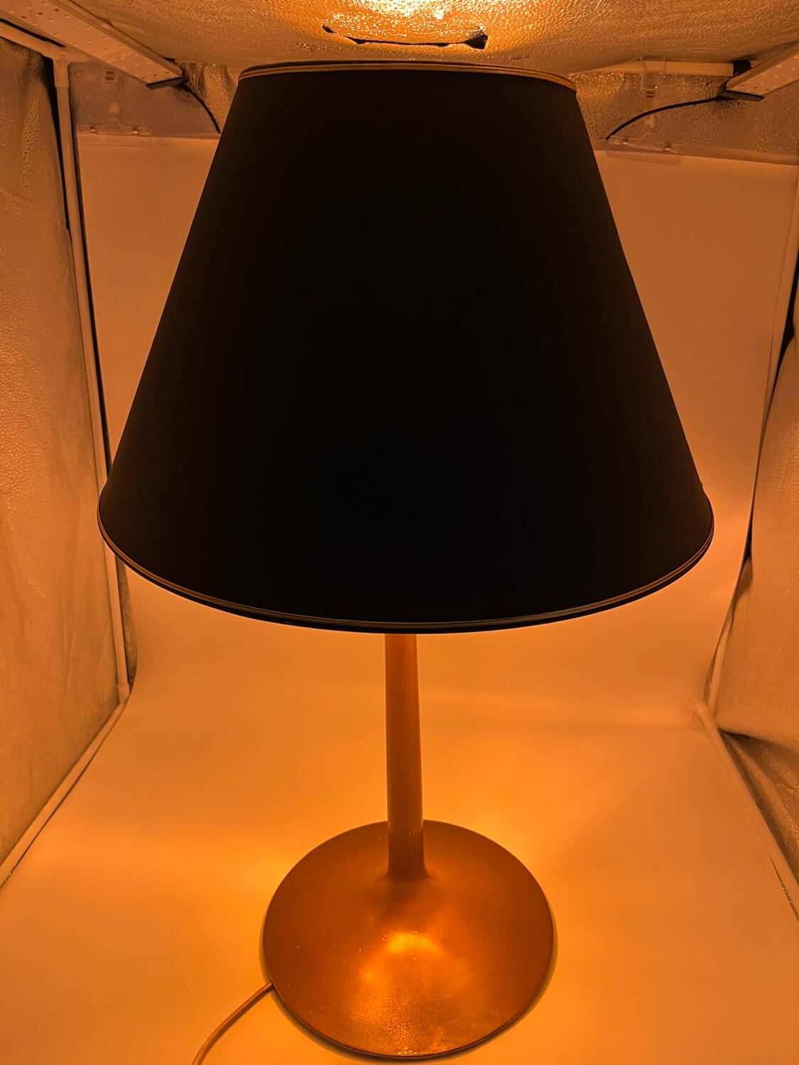 Lampe de table or vintage