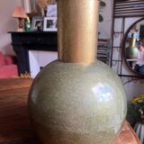 Grand vase en acier vert et doré