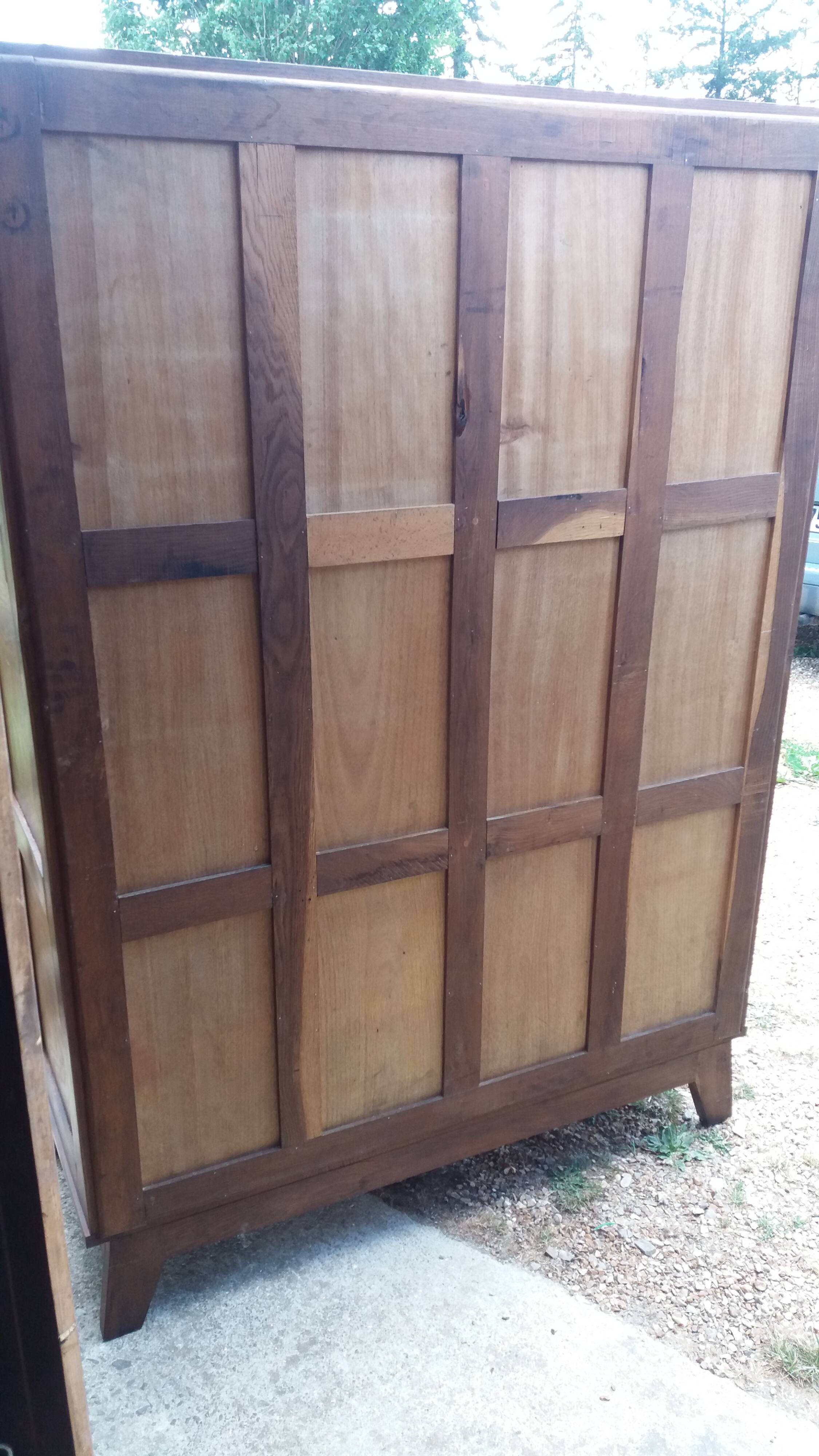 René Gabriel wardrobe