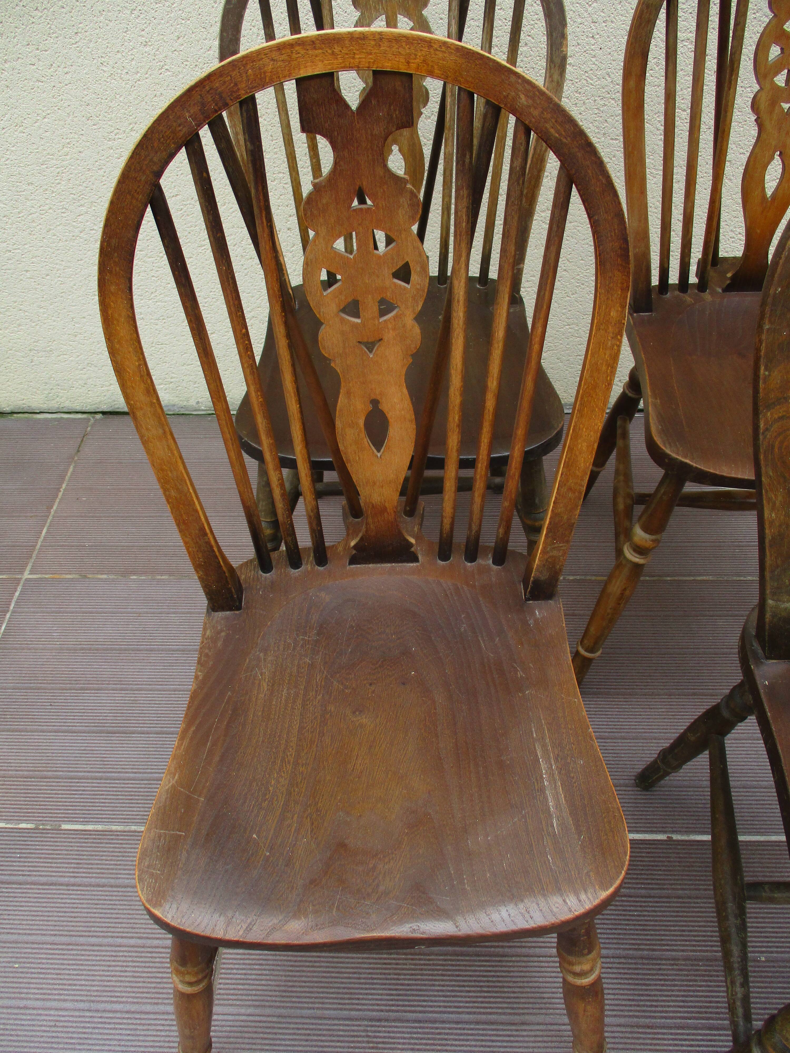 Lot 4 arcol scandianve windsor chairs