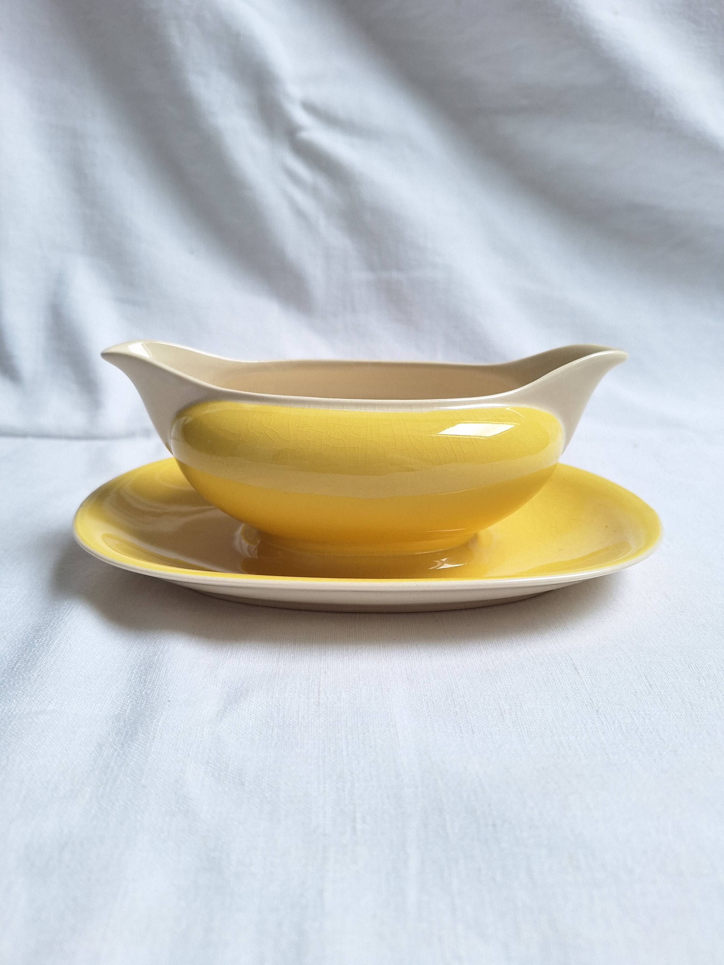 Villeroy & Boch yellow sauce boat