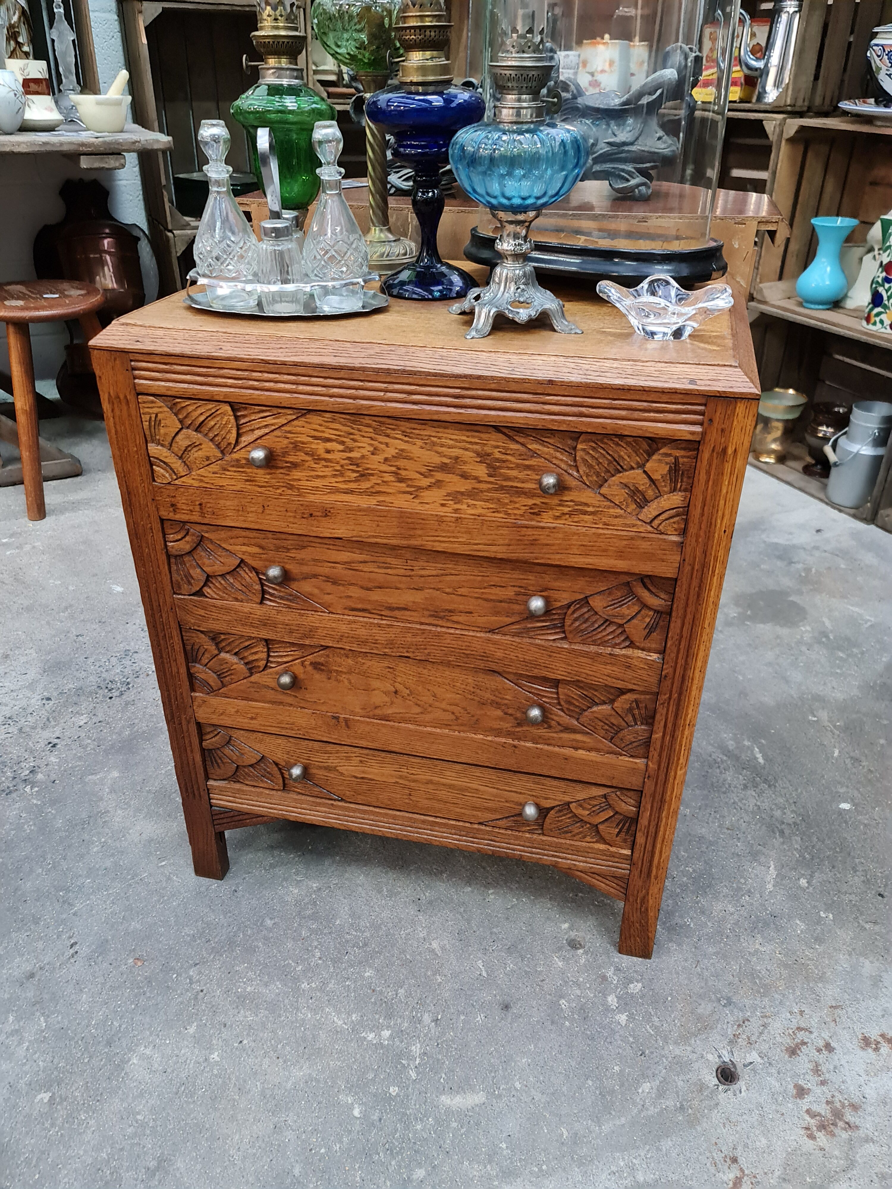 Old small vintage chest of drawers four drawers oak