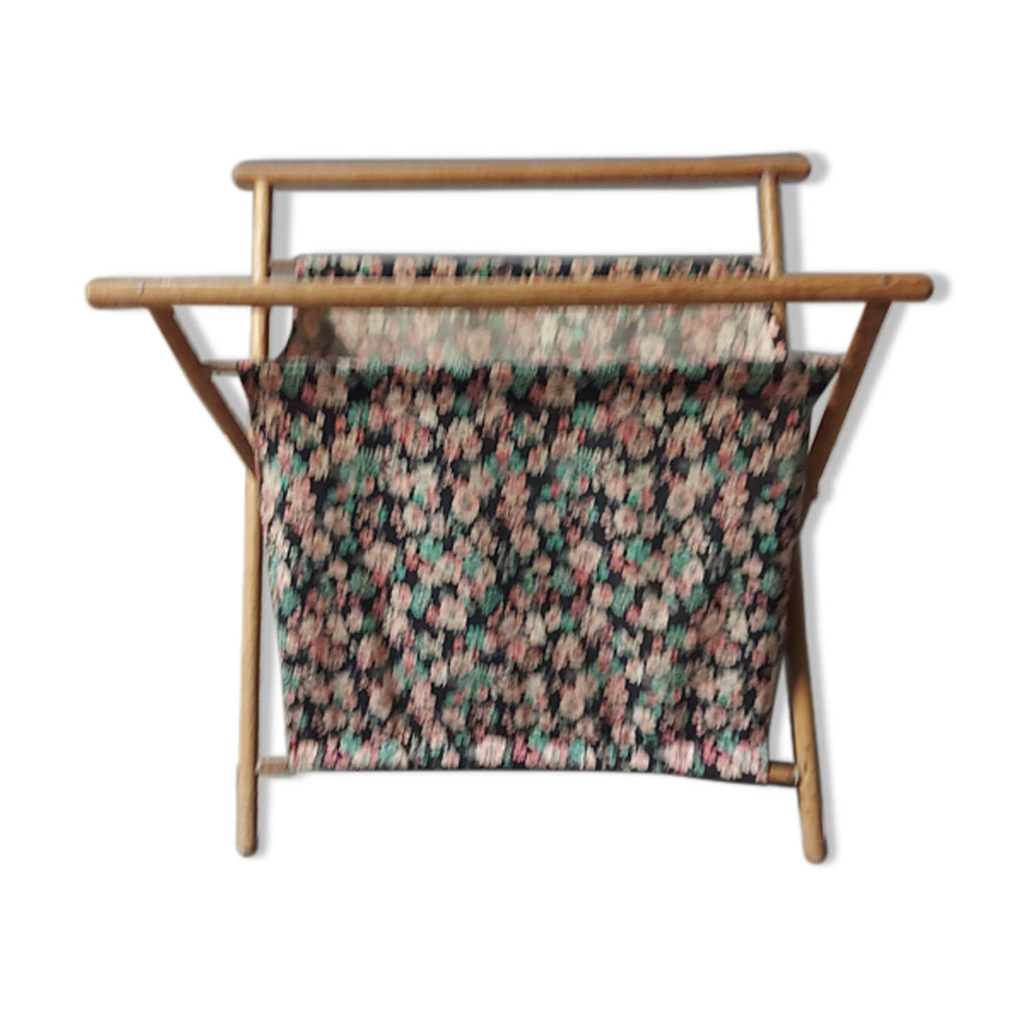 Book holder, ball of wool, vintage