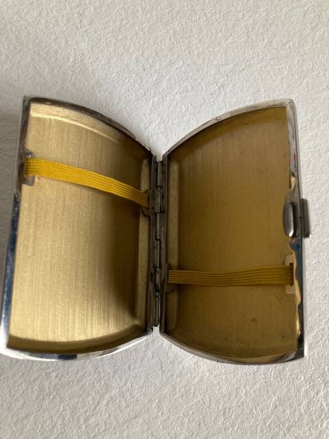 Metal cigarette case
