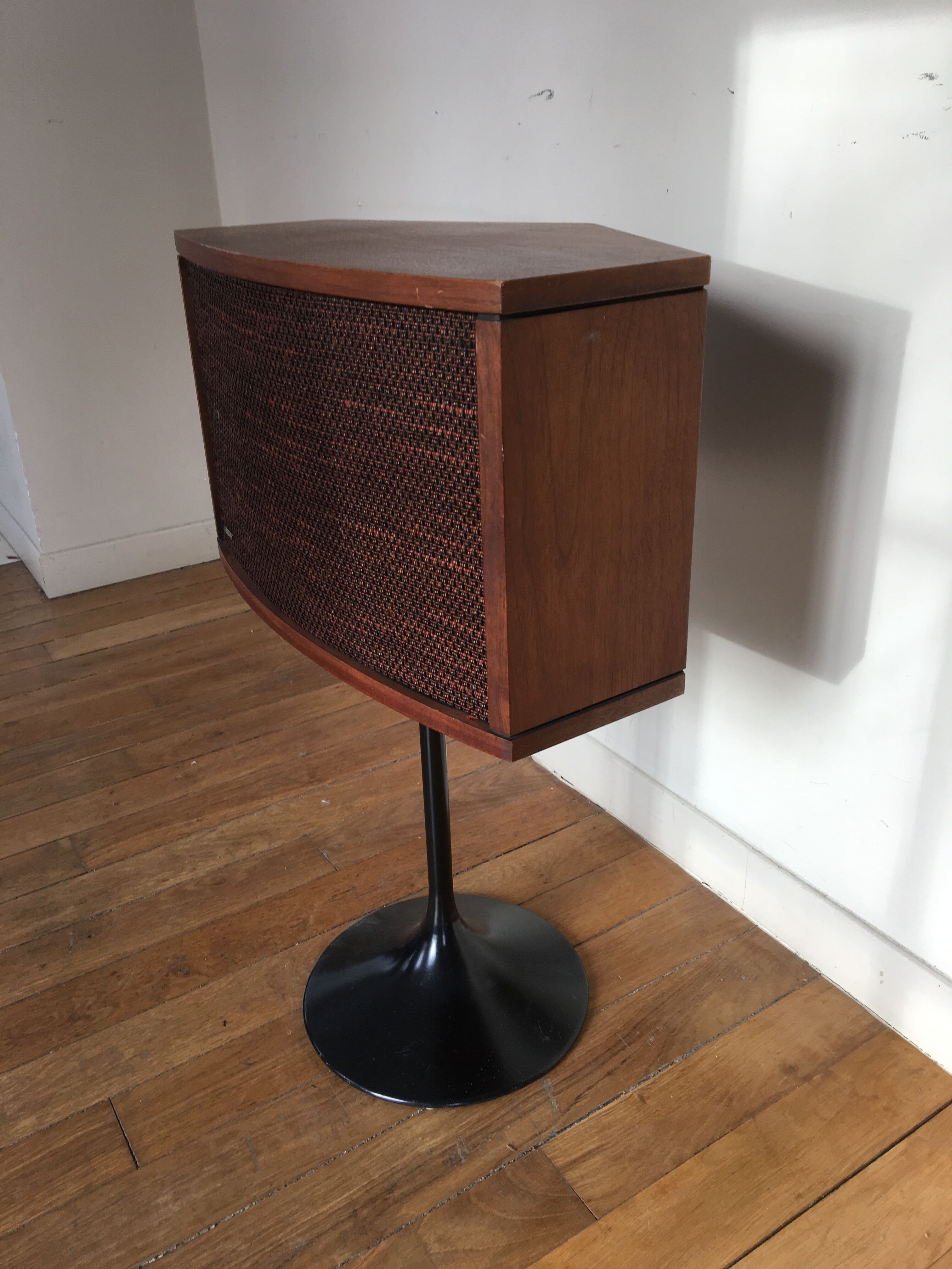 Pair of speakers model bose 901 series 4