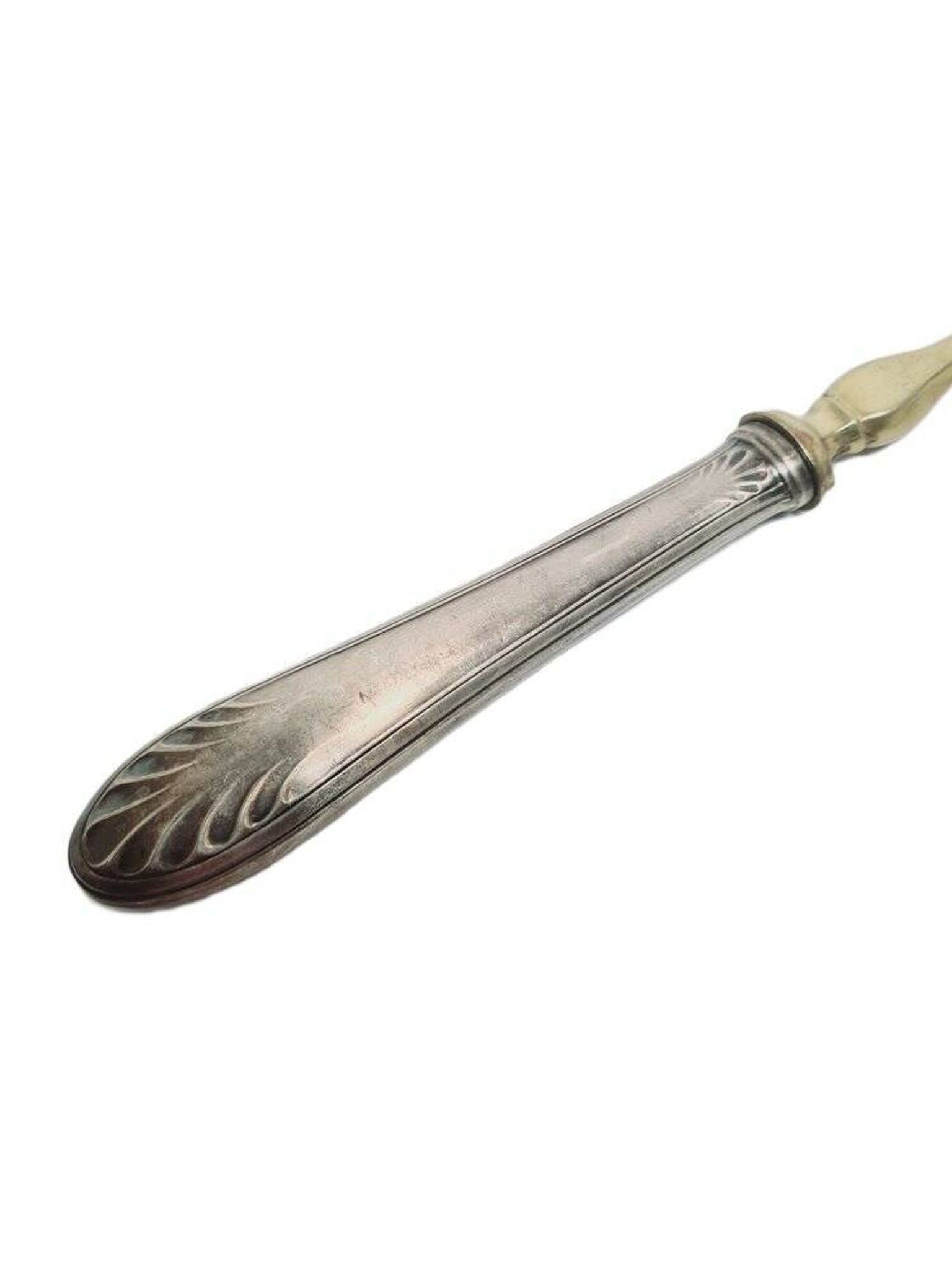 Eclectic silver plated cake shoulder, 1900s