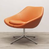 Open seat from Allermuir in Orange leather
