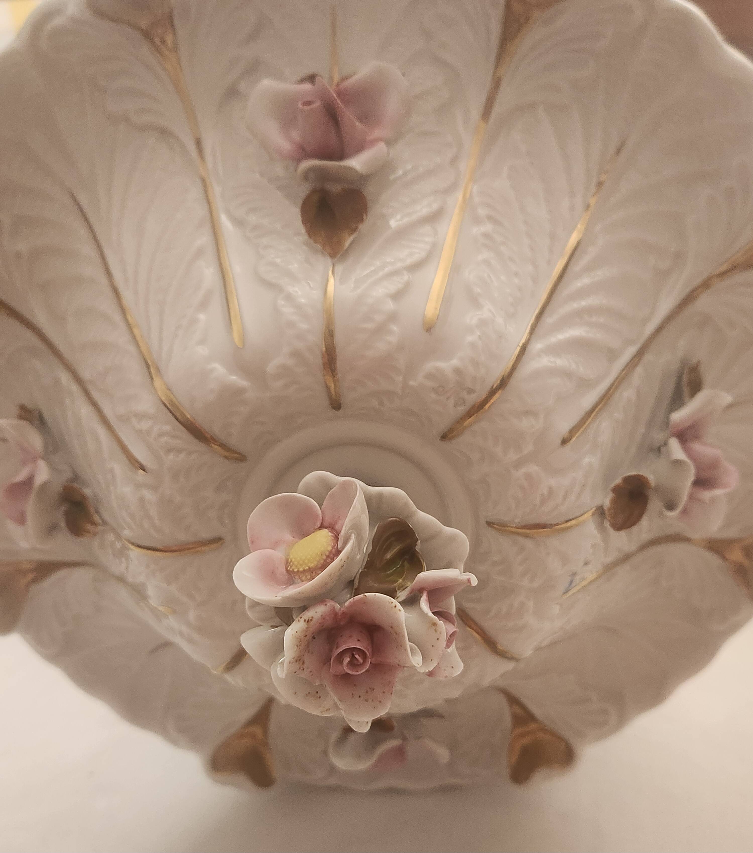 Large hand-painted gilded chandelier mangani ceramiche porcelain