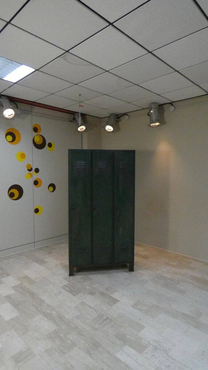 Vintage military metal cabinet from Officina Di Ricerca, Italy, 1960s.