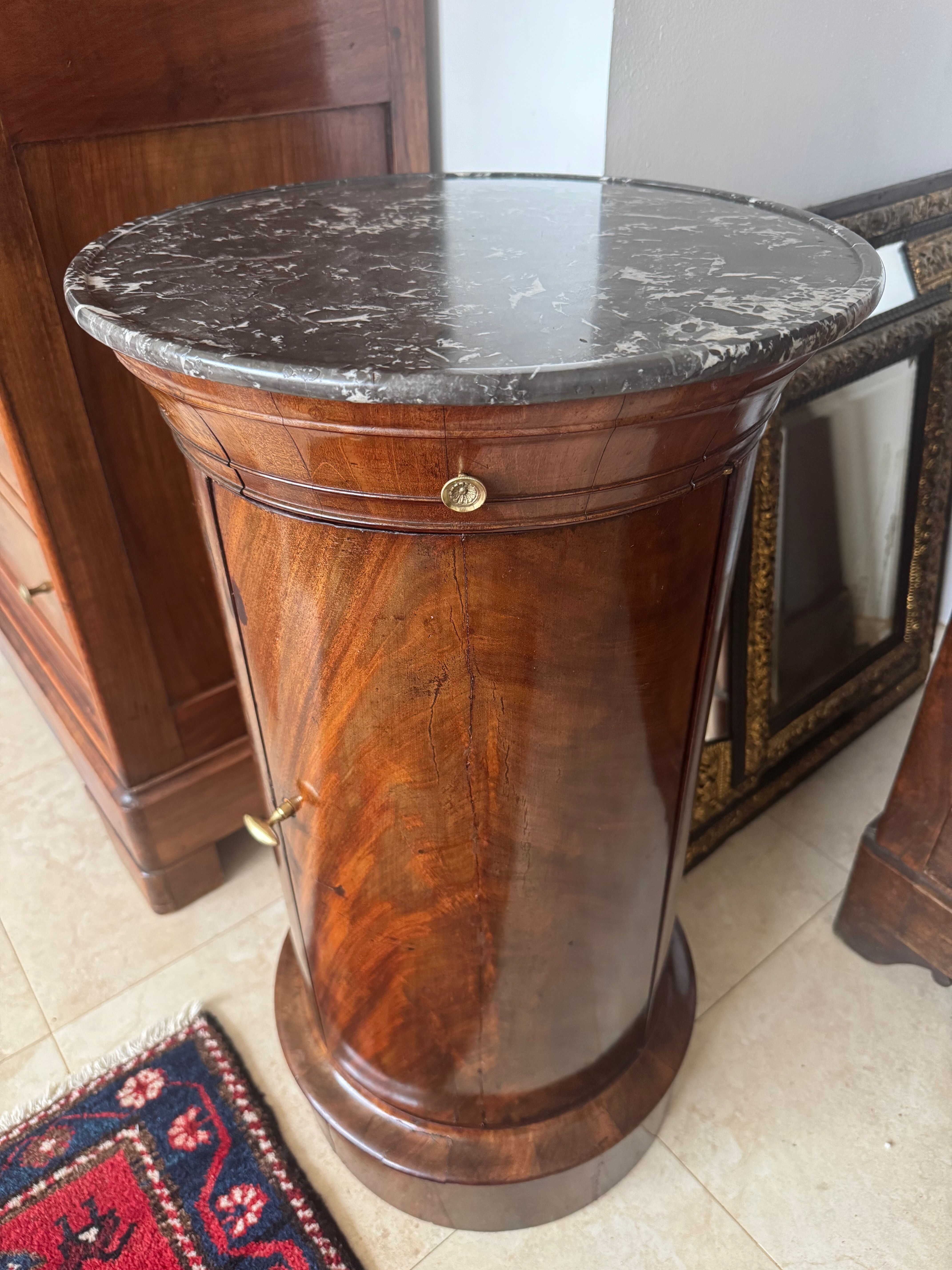 Rare Somno with drawer, Empire period Cuban mahogany and superb grooved marble.
