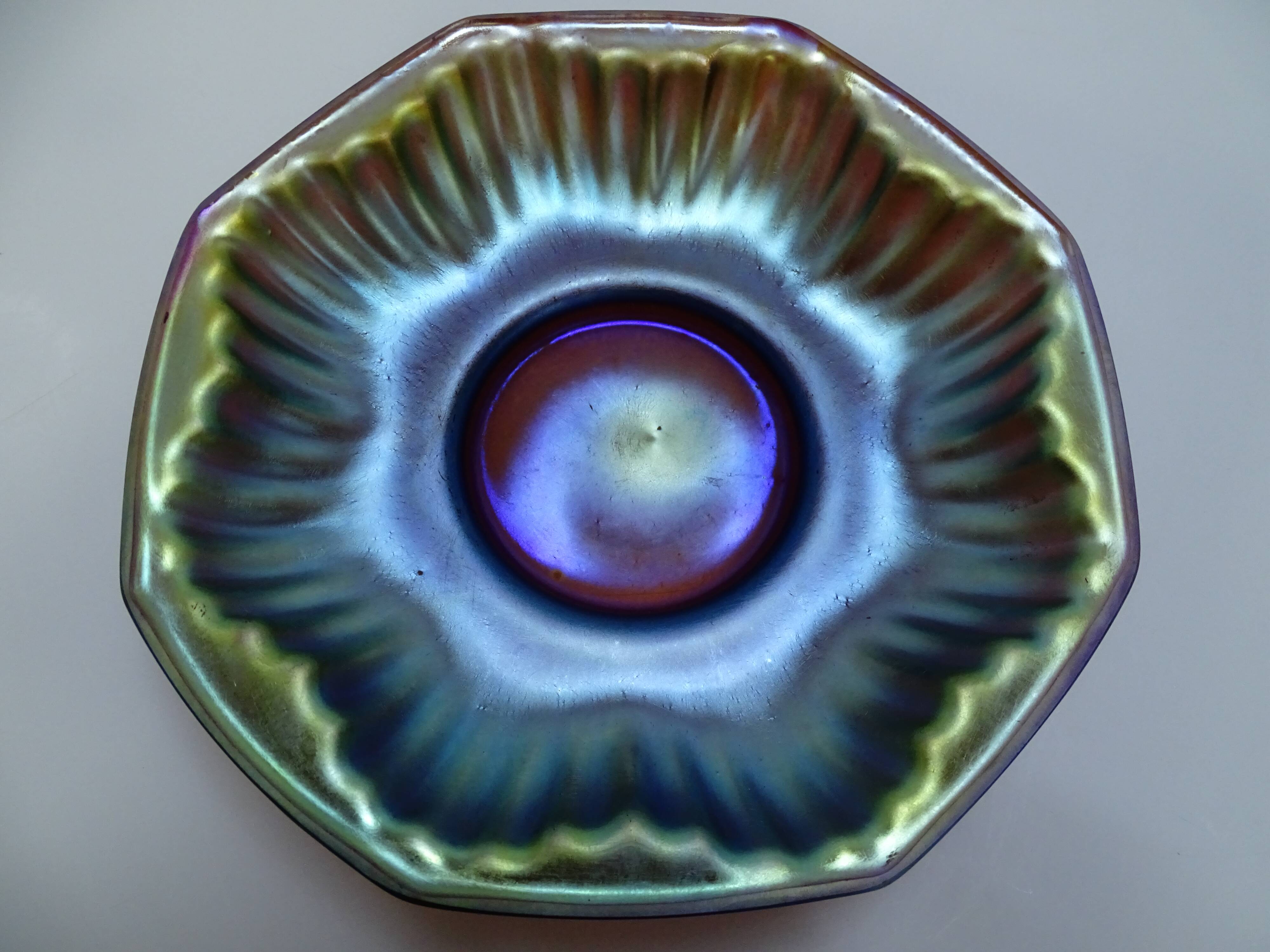 Austrian iridescent glass cup 1900 Loetz Kralik