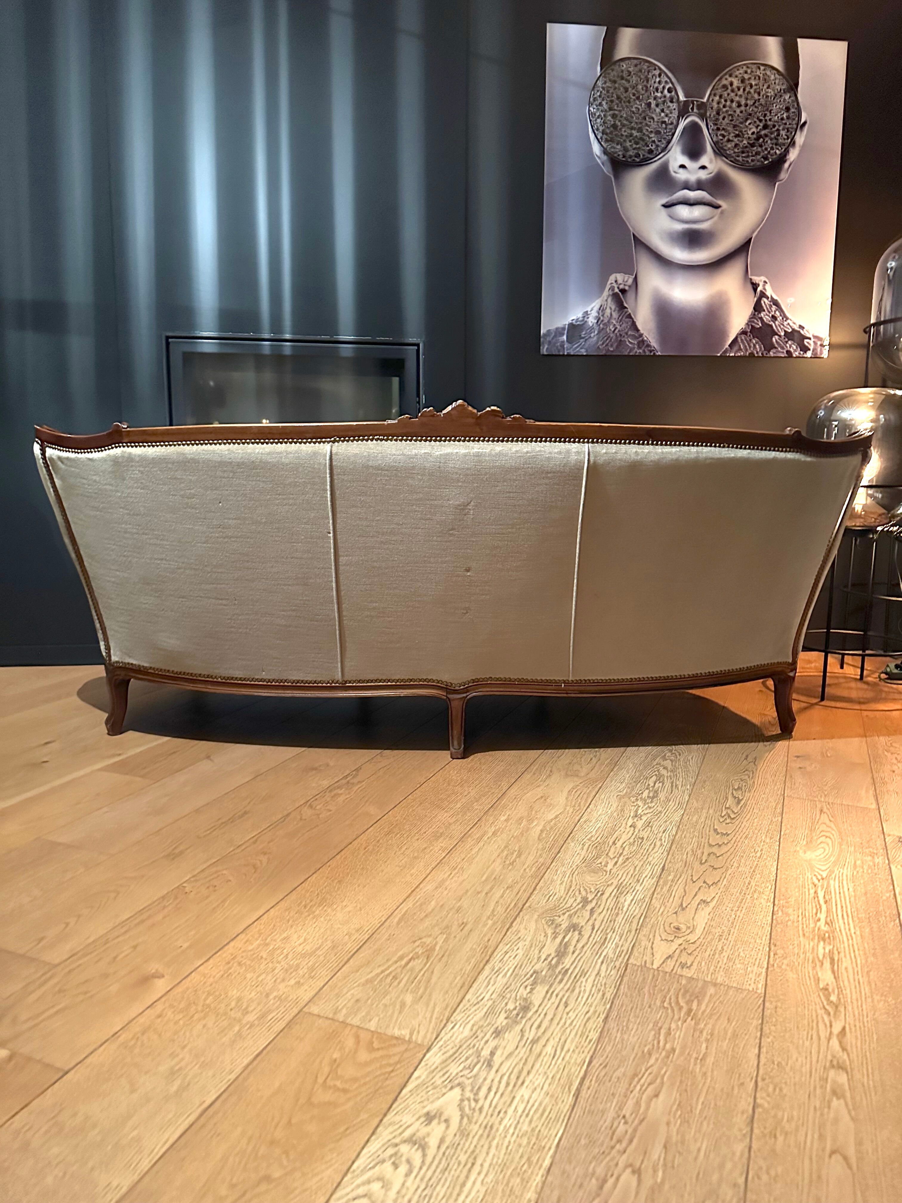 Louis XV velvet sofa from Genoa