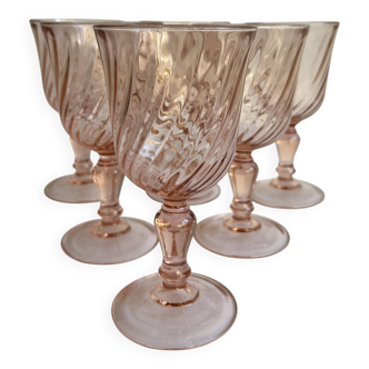Pink wine glasses