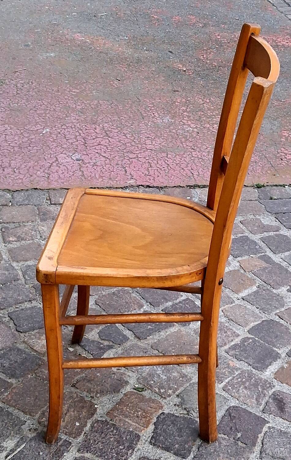 Light beech bistro bar restaurant chair