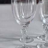 Service de 8 verres à vin en verre ciselé