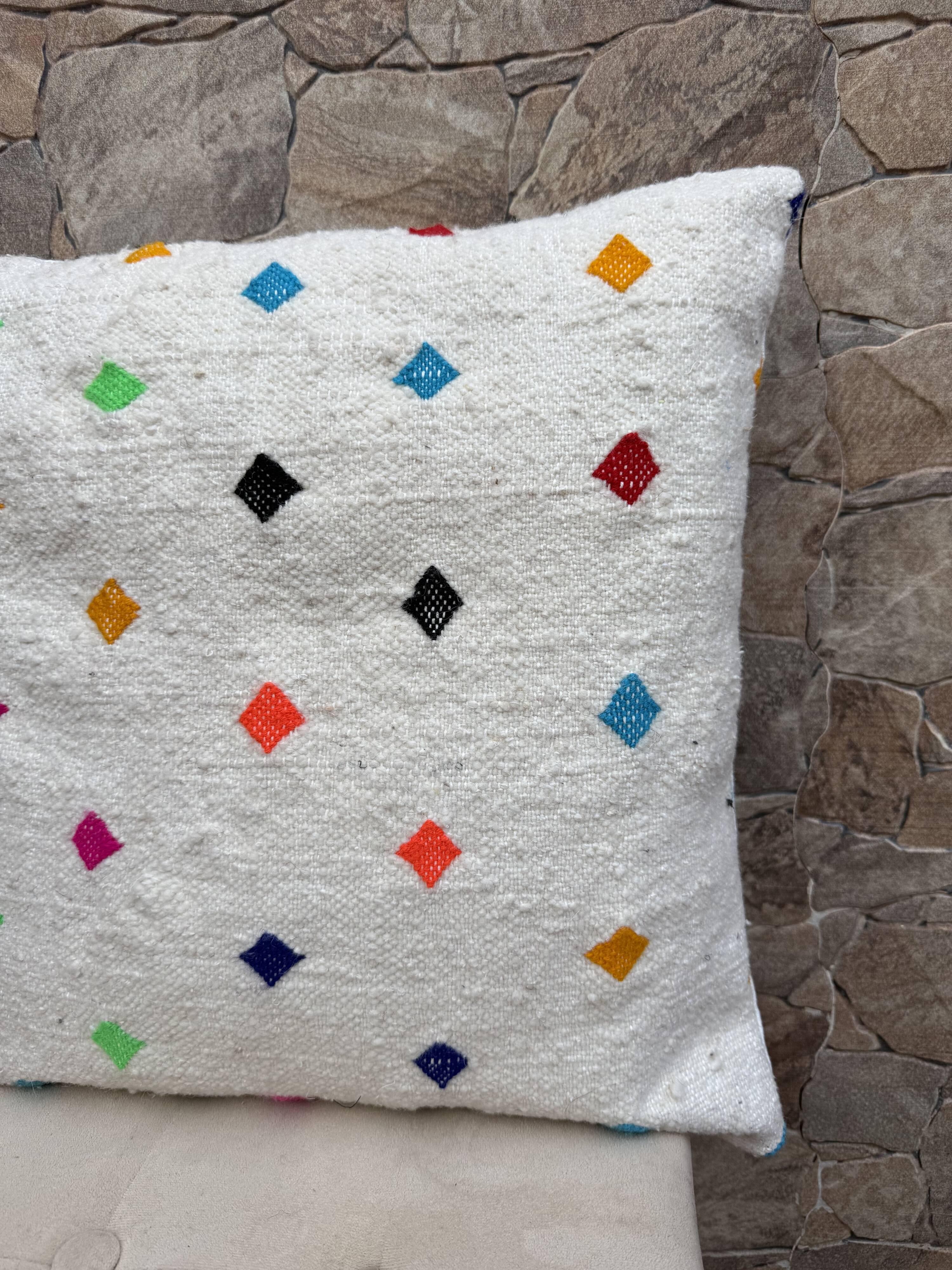 Handmade Berber wool Kilim cushion: Moroccan floor cushion