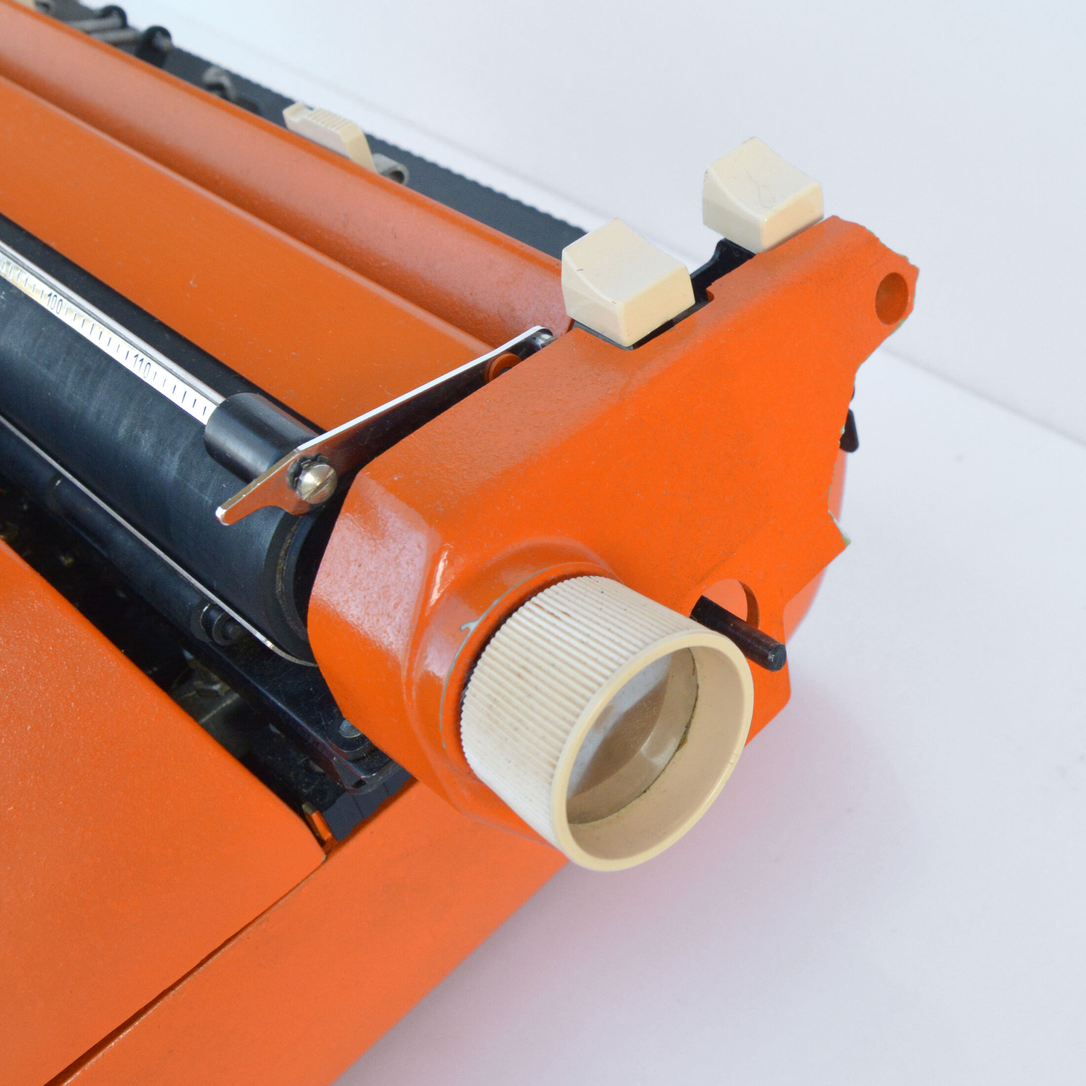 Typewriter Consul 2224 Czechoslovakia 1972