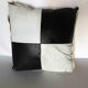Coussin en cuir et peau 36x36cm