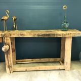 Carpenter's workbench