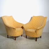 Pair of yellow vintage armchairs