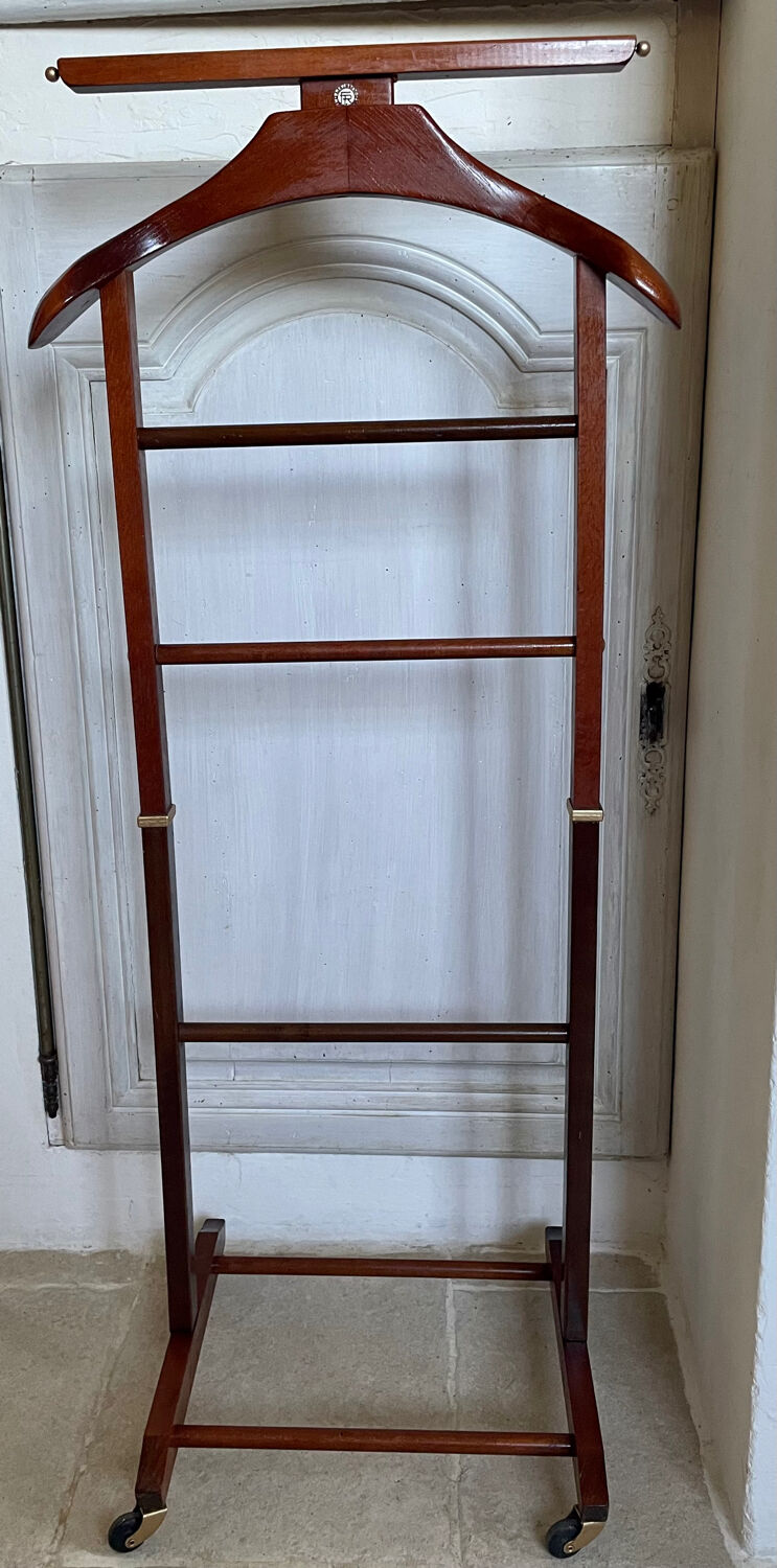 Fratelli Regiutti valet