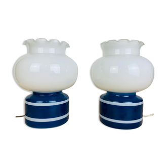 Paire de lampes space age 70 opaline et verre bleu