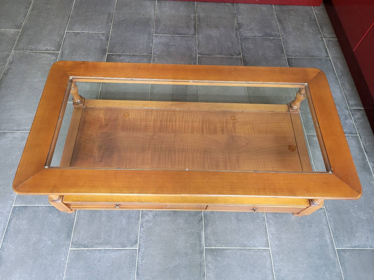 Coffee table with 2 drawers in solid cherry wood and glass.