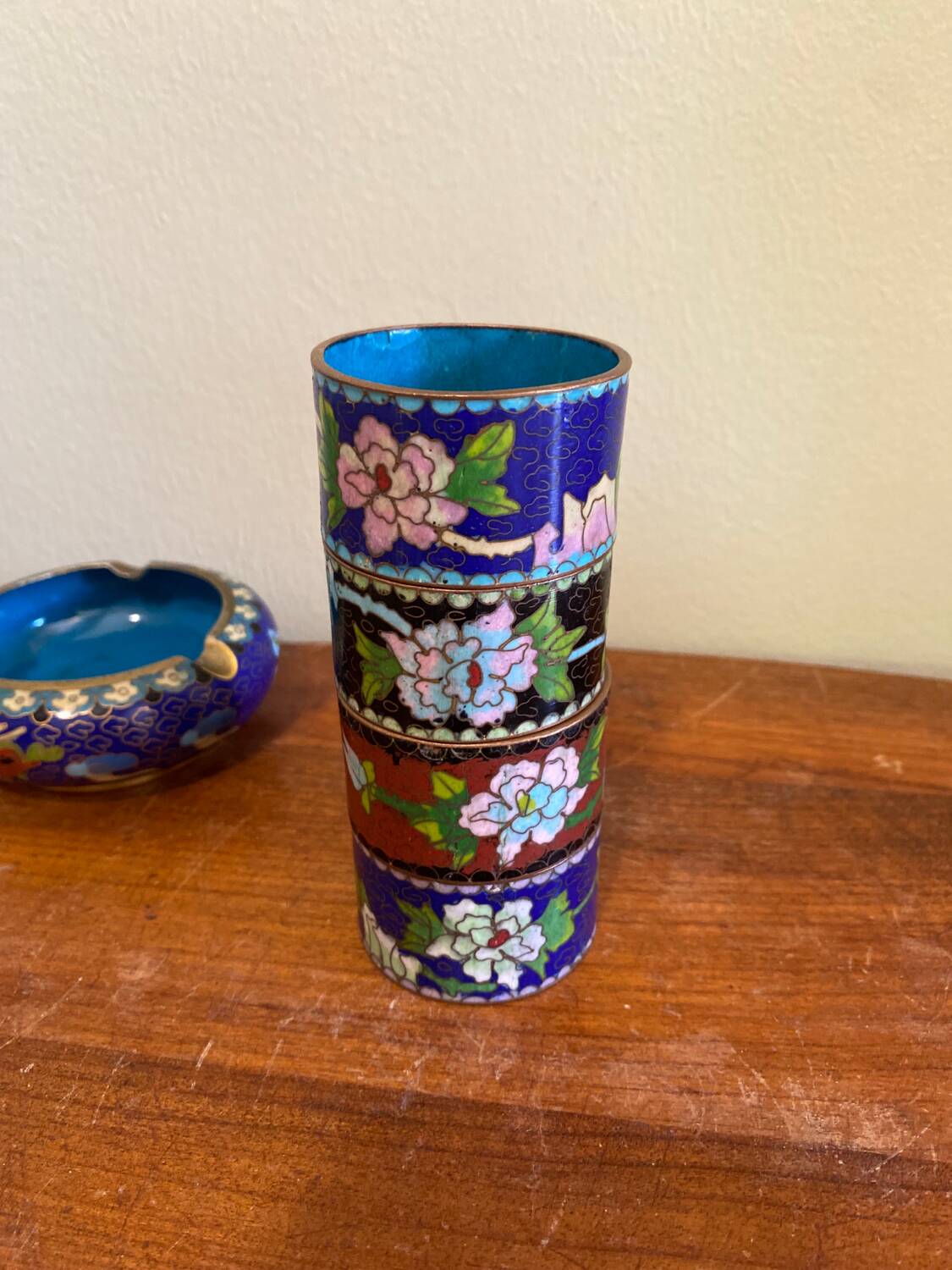 Decorated napkin rings