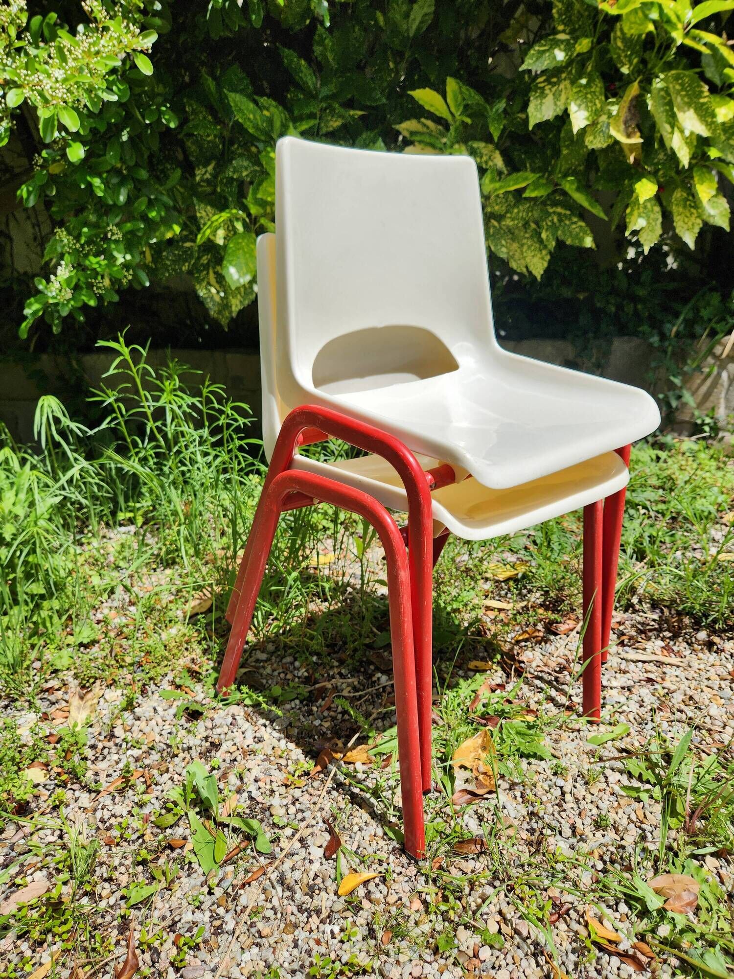 Duo of vintage and designer children's chairs. Kindergarten. 1980.