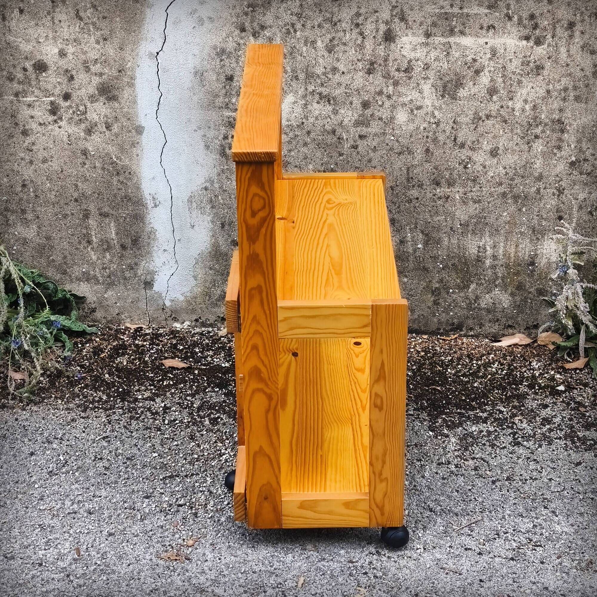 Scandinavian pine folding coffee table / serving table from the 1970s.