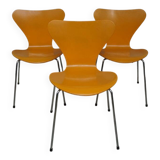 3 yellow chairs series 7 by Arne Jacobsen edited by Fritz Hansen, 1980s