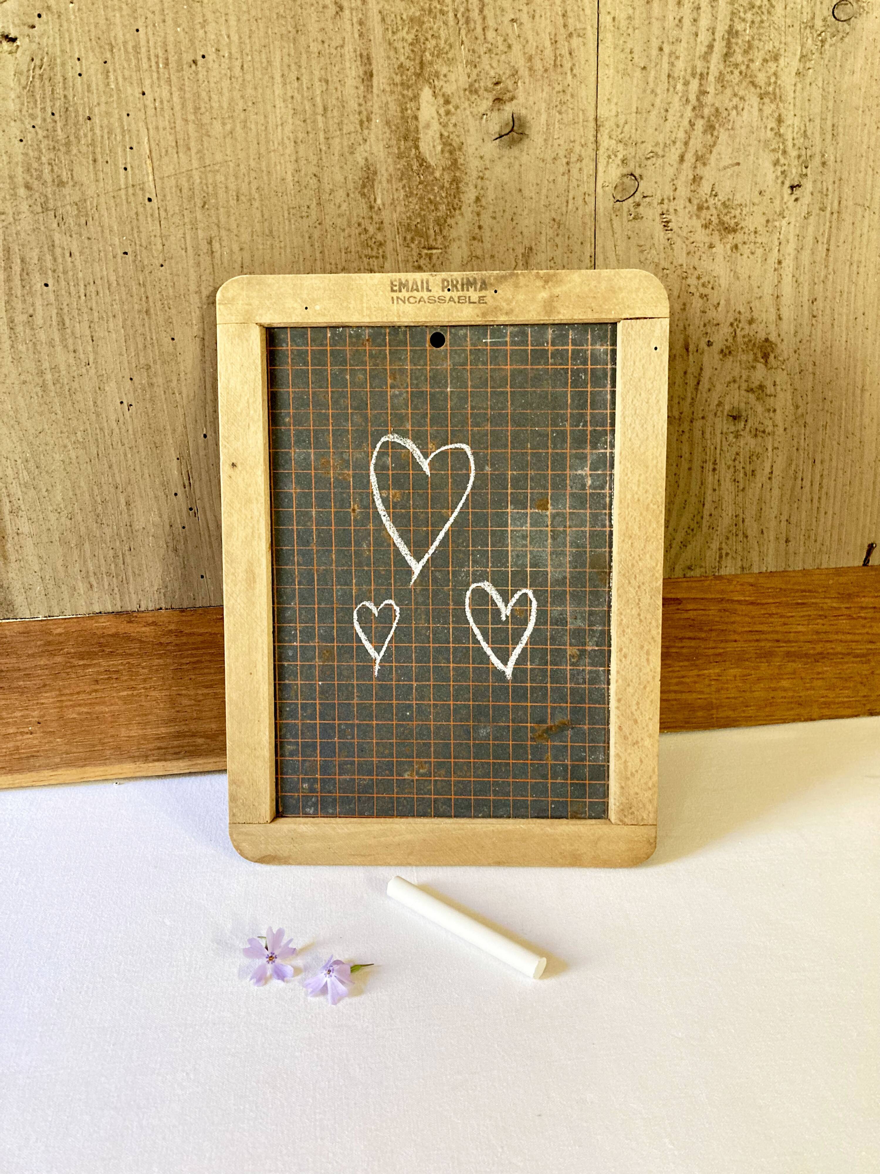 Old school slate + chalks