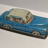 Lot of 4 metal cars, old toys