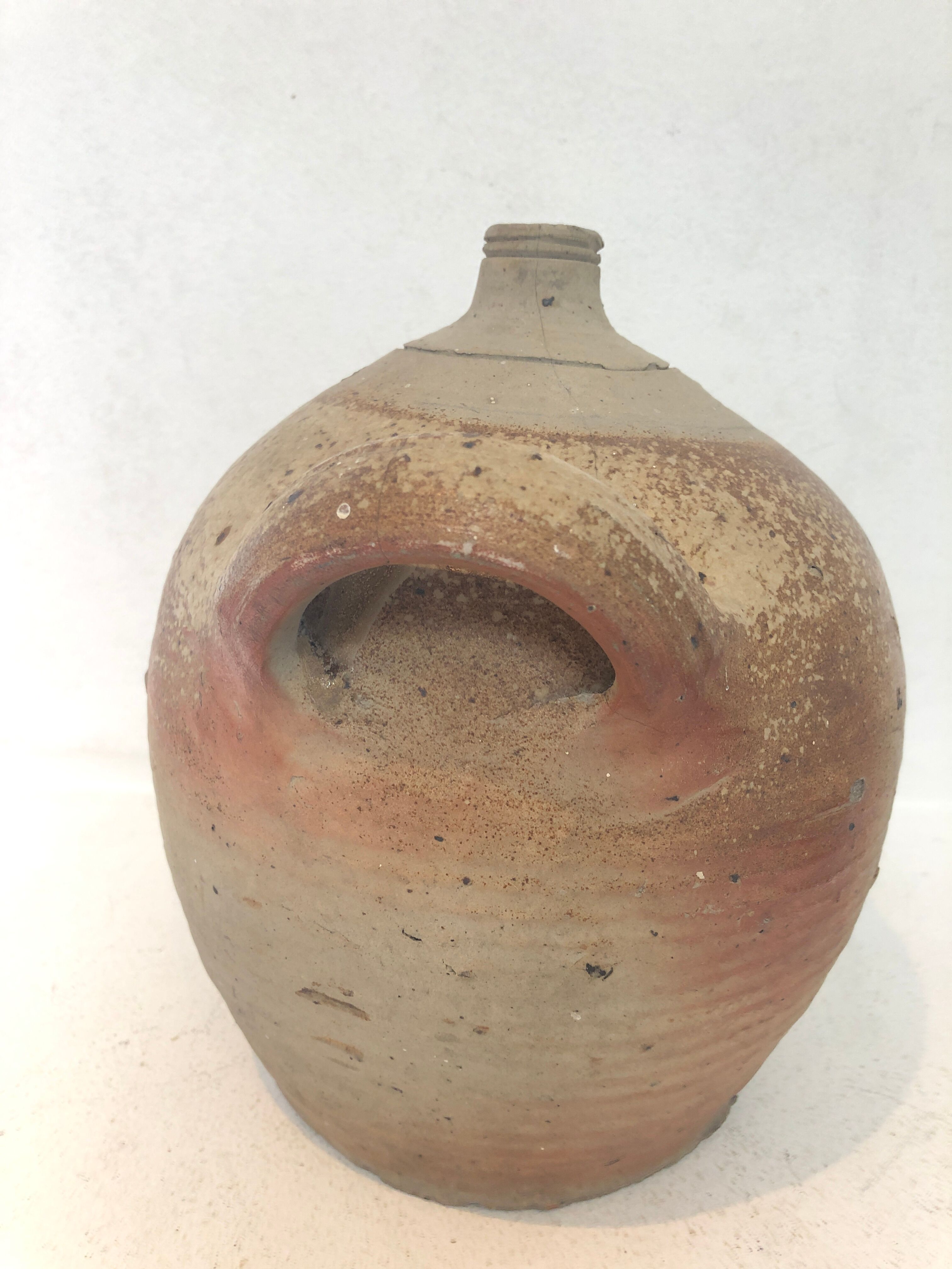 Jug with sandstone handles, 1970