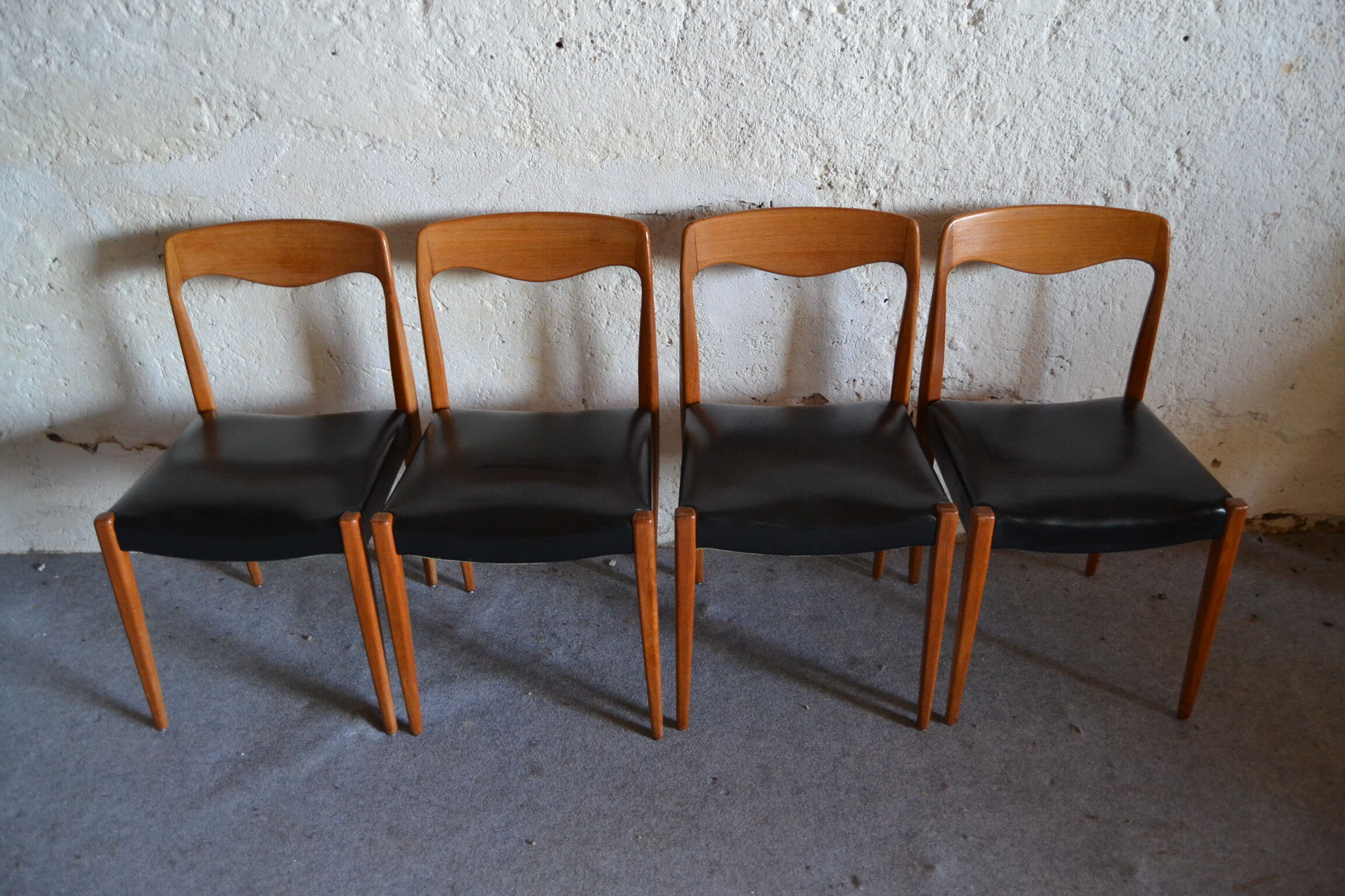 Set of 4 chairs salon by Niels O Möller No. 71 Denmark