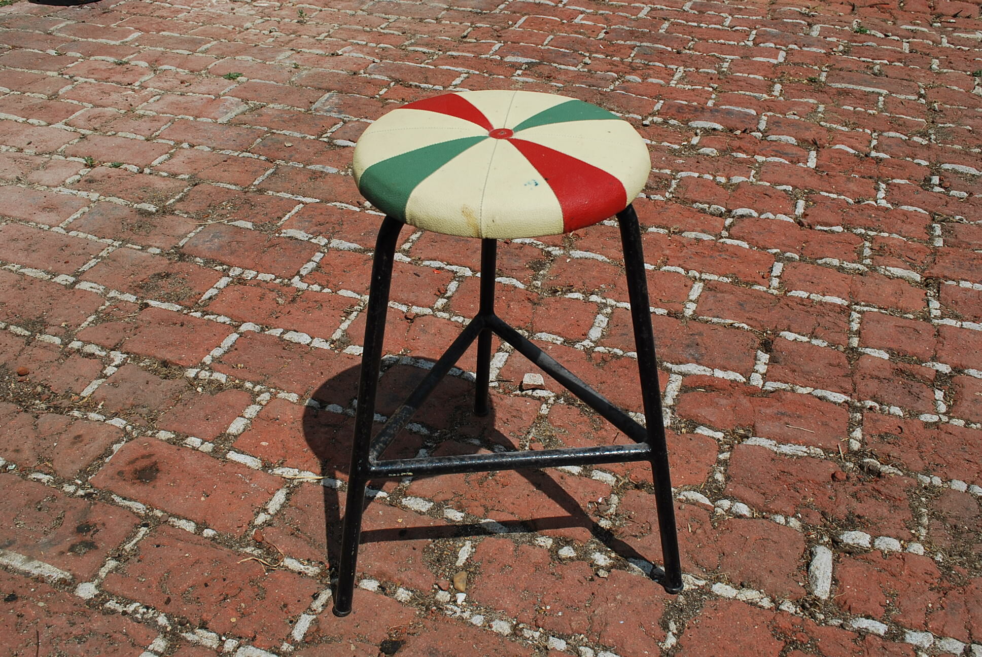 Console vintage vert menthe avec son tabouret