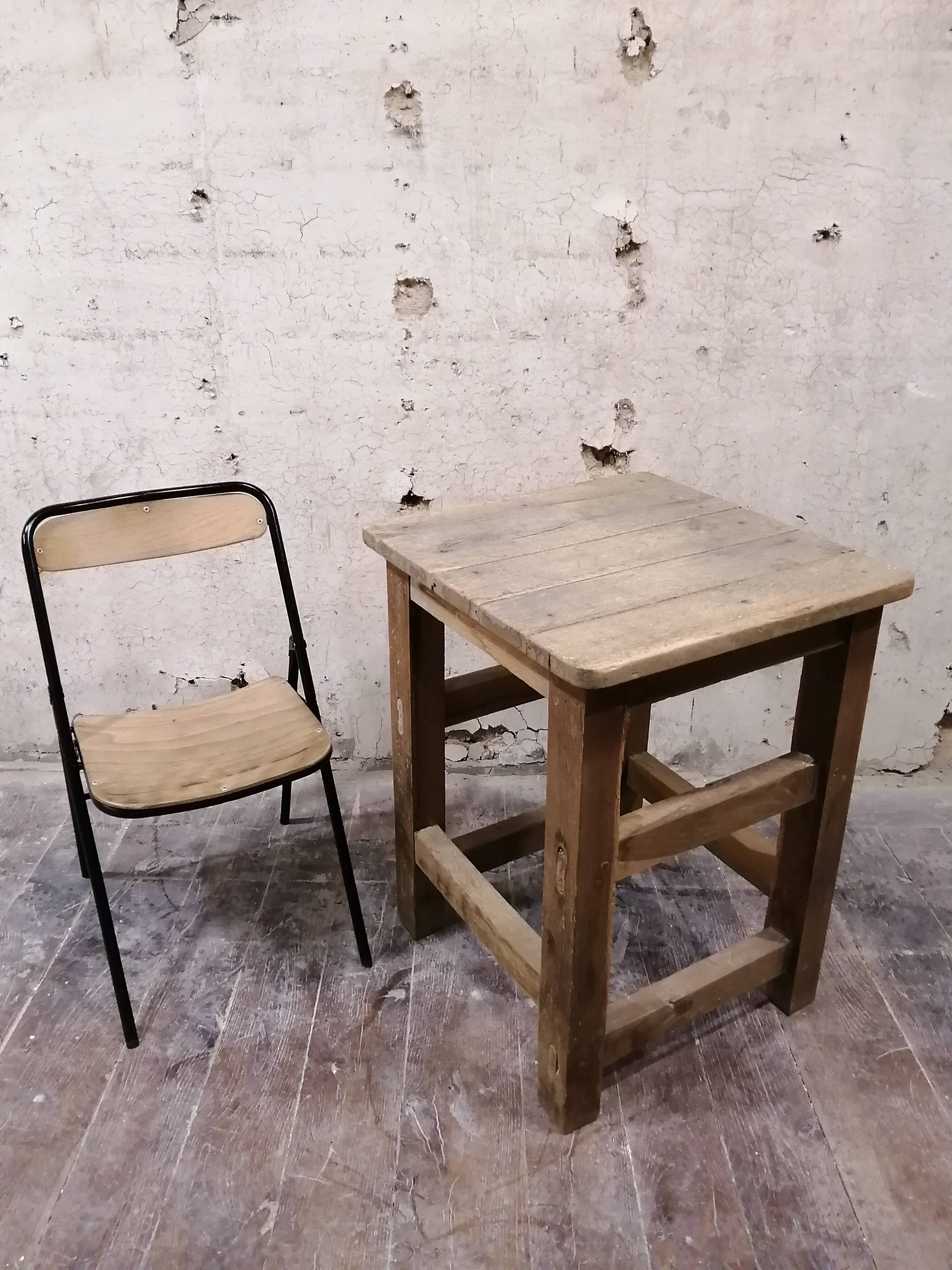 Old square workbench
