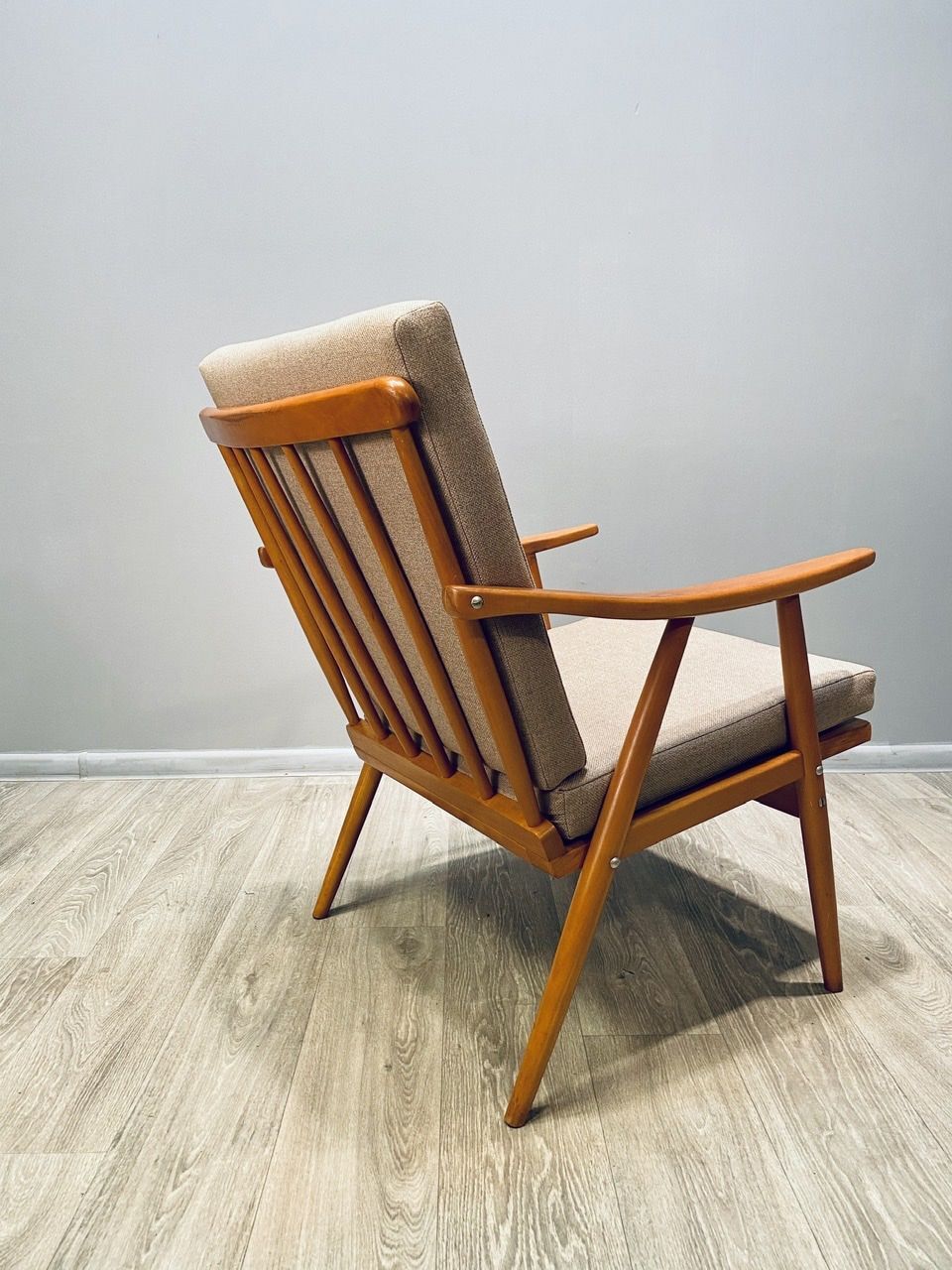 Paire de fauteuils Thonet vintage 1960
