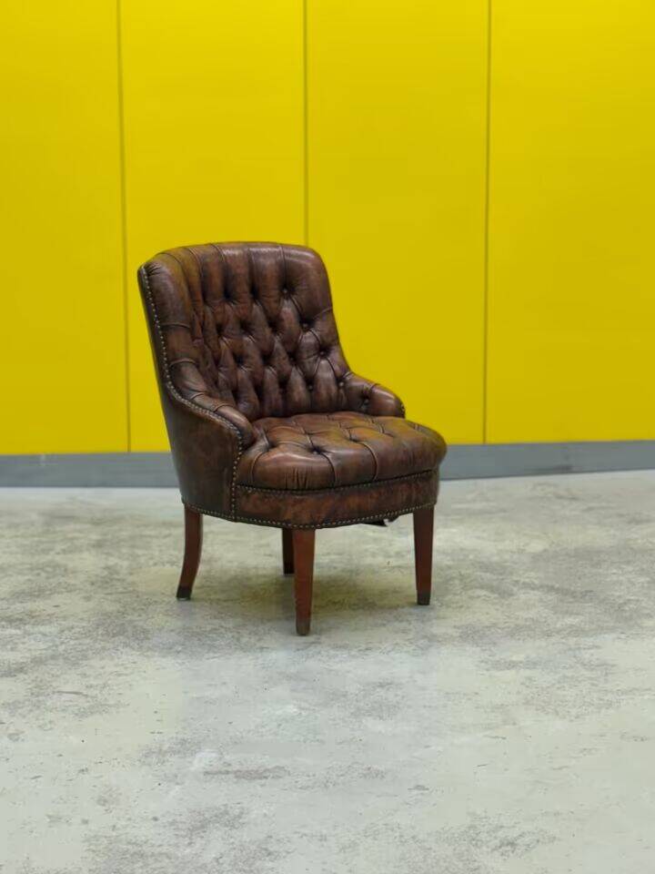 Original English Chesterfield Tub Chair - Vintage Antique Brown Leather