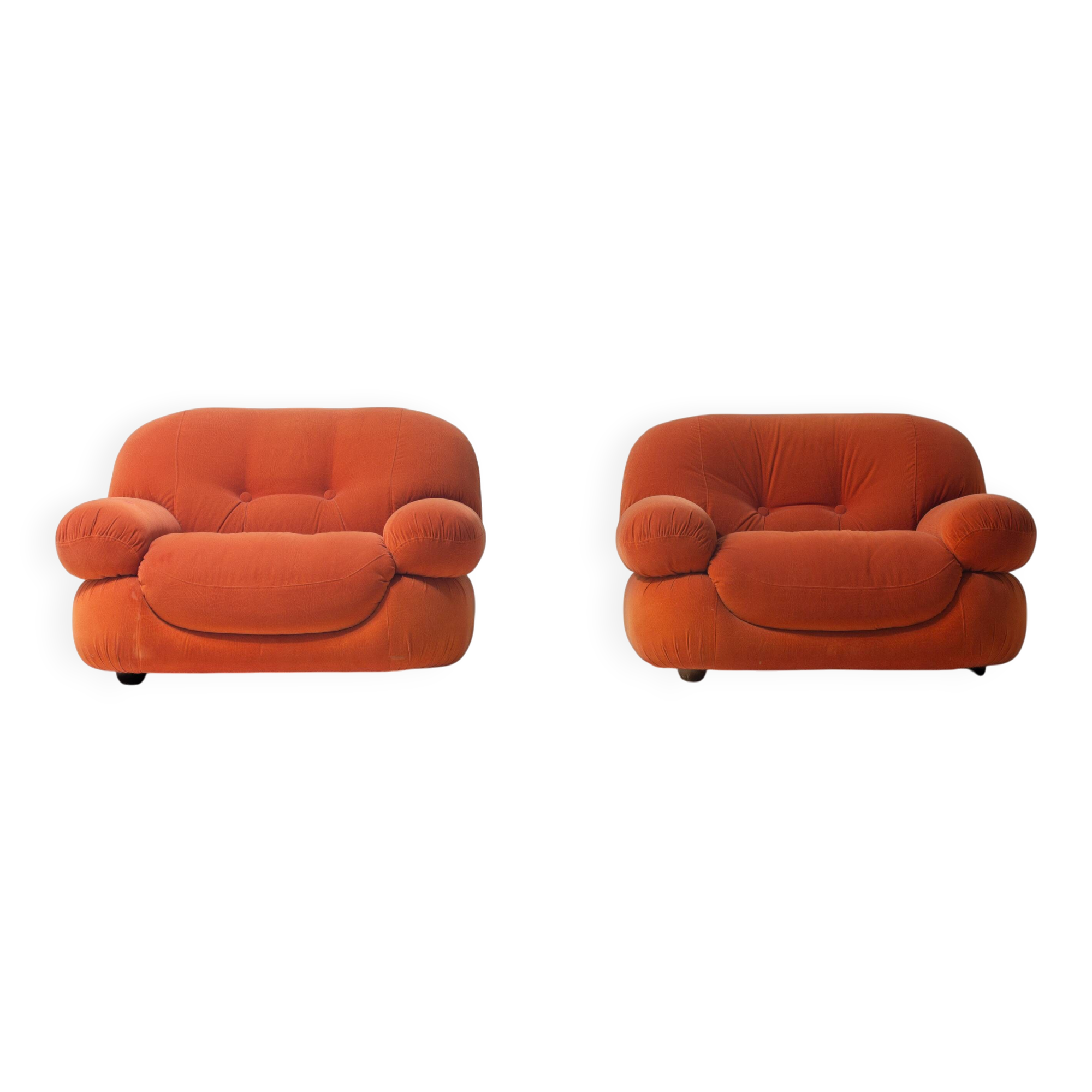 Pair of suède 'Sapporo' lounge chairs by Mobil Girgi, Italy 1970s