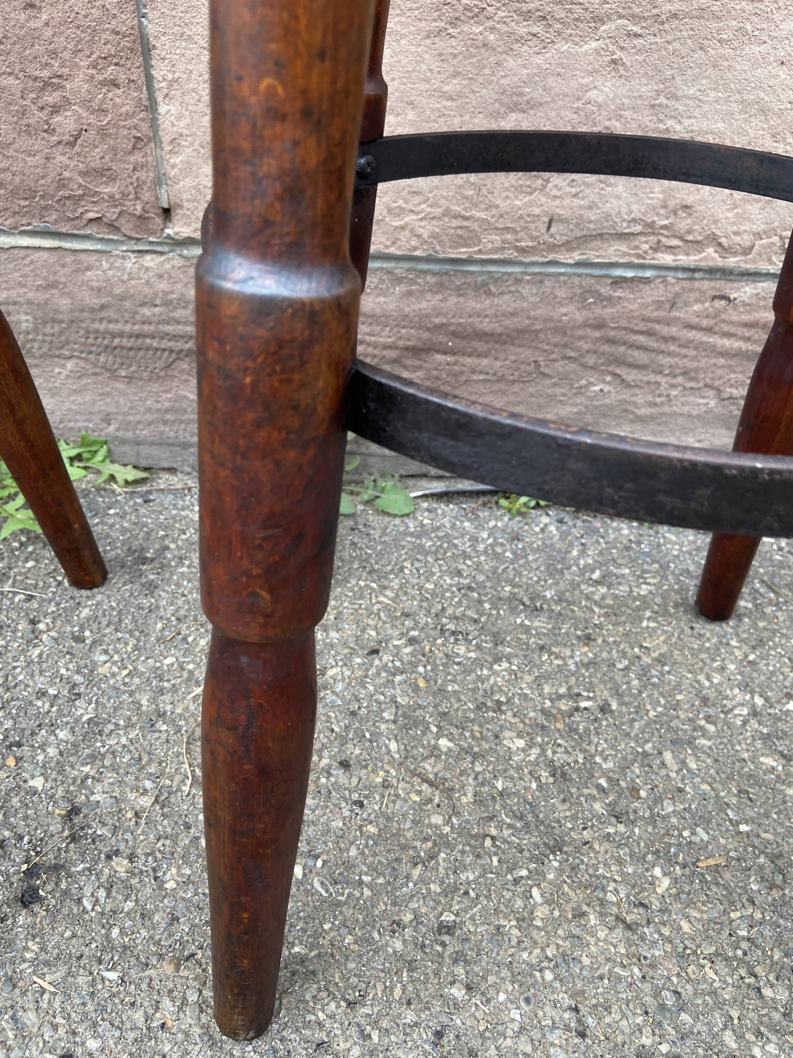 Set of 4 bar stools restaurant pub tavern bentwood art deco 1950-1960