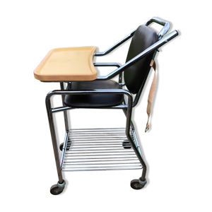 chaise haute pour enfant
