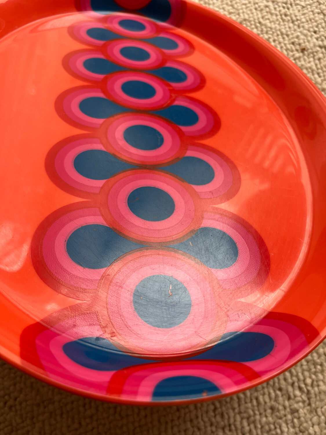 Guzzini orange plate, Ornella Noorda, 1970 design