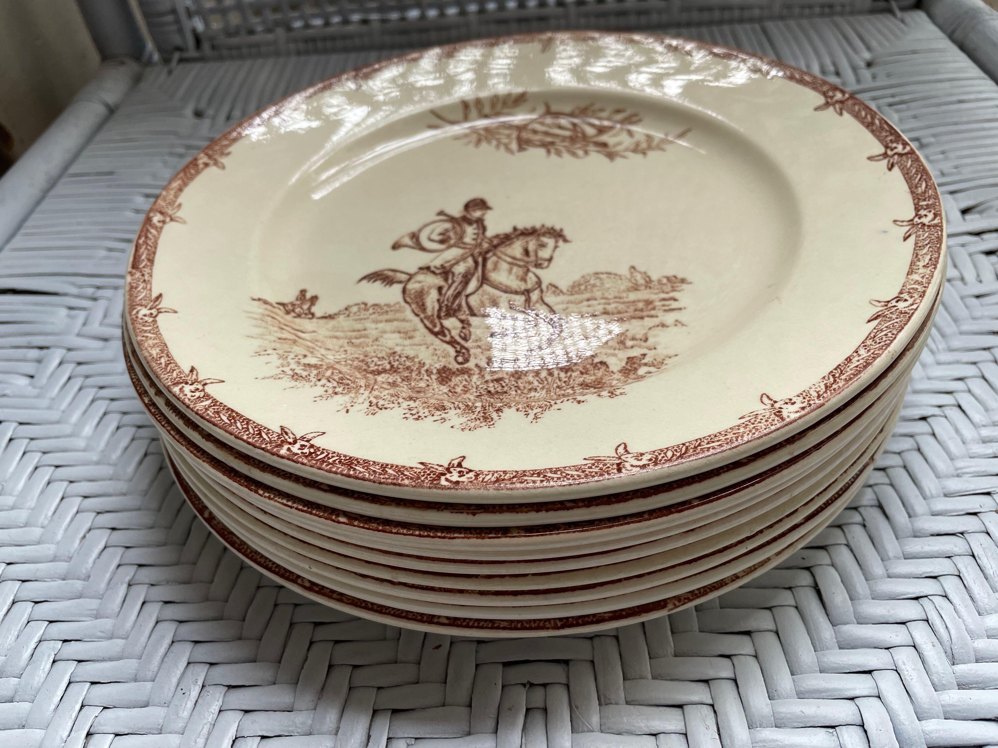 Flat plates iron earth hunting scene vieillard