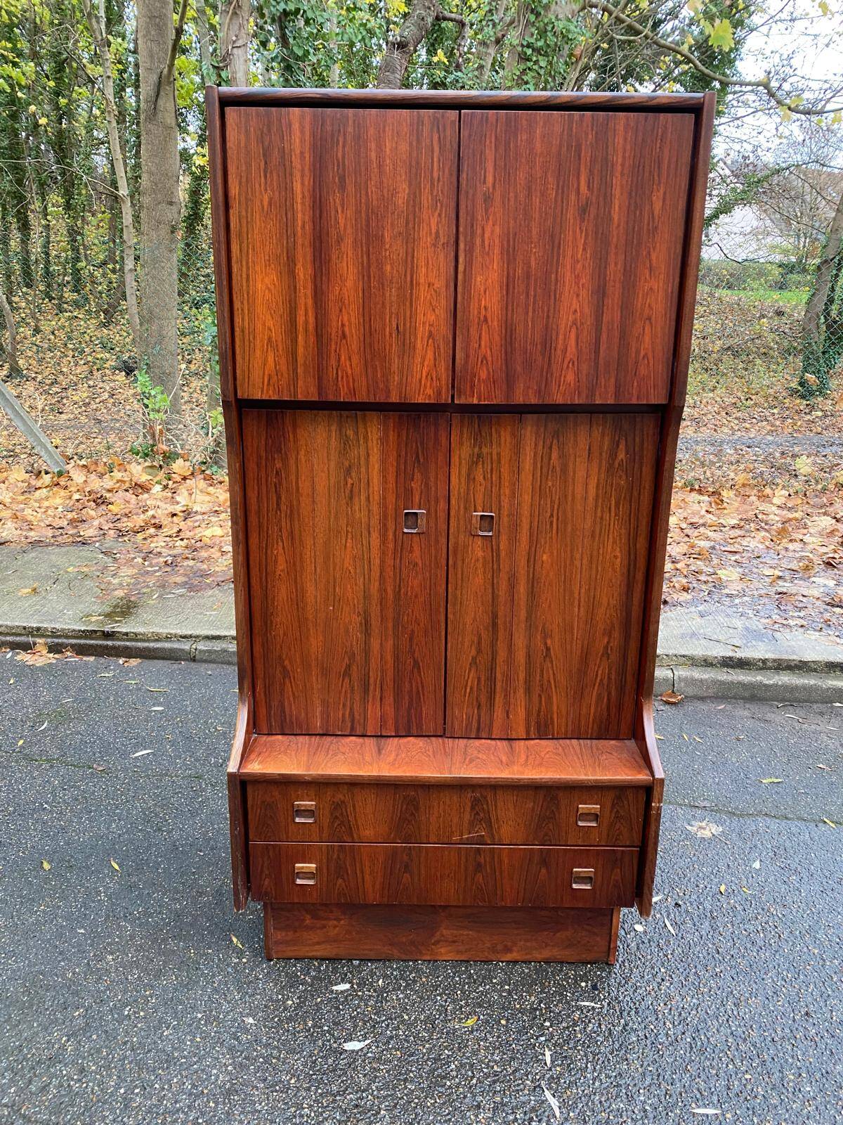 Scandinavian teak wardrobe, circa 1950, 91x65x183cm