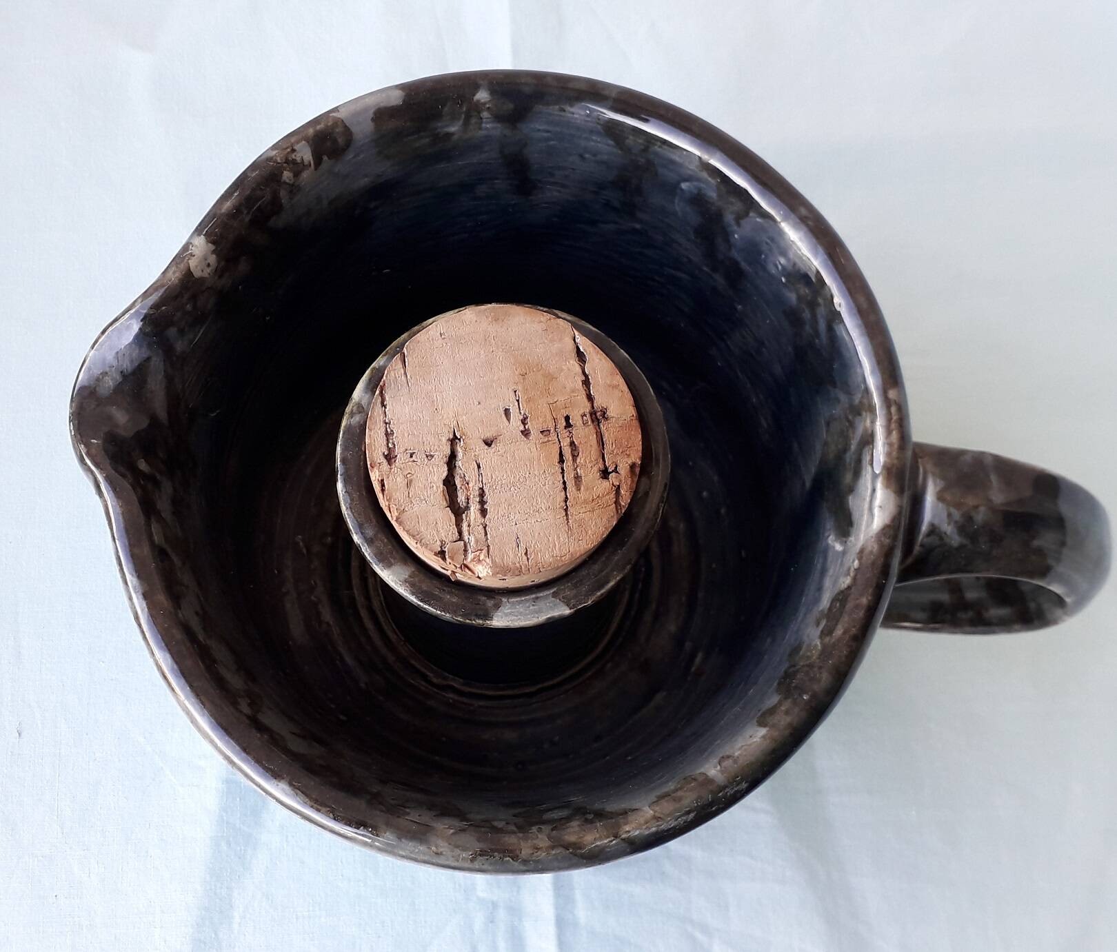 Ceramic cooling jug
