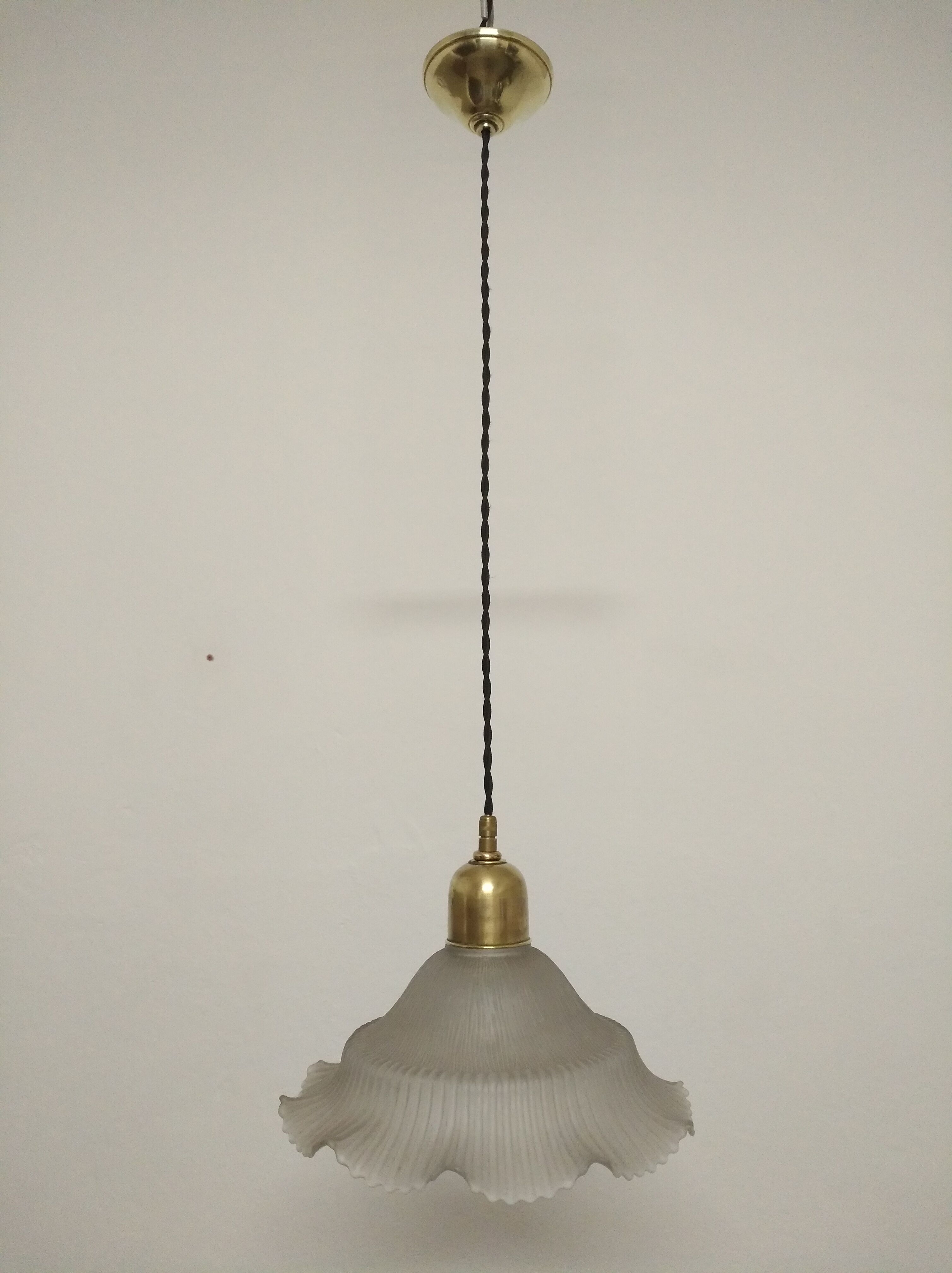 Vintage shortbread glass suspension