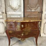 Louis XV style commode in red lacquer from the 1900s.