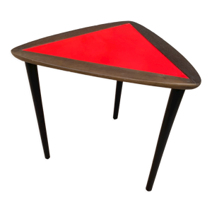 Table d’appoint triangulaire