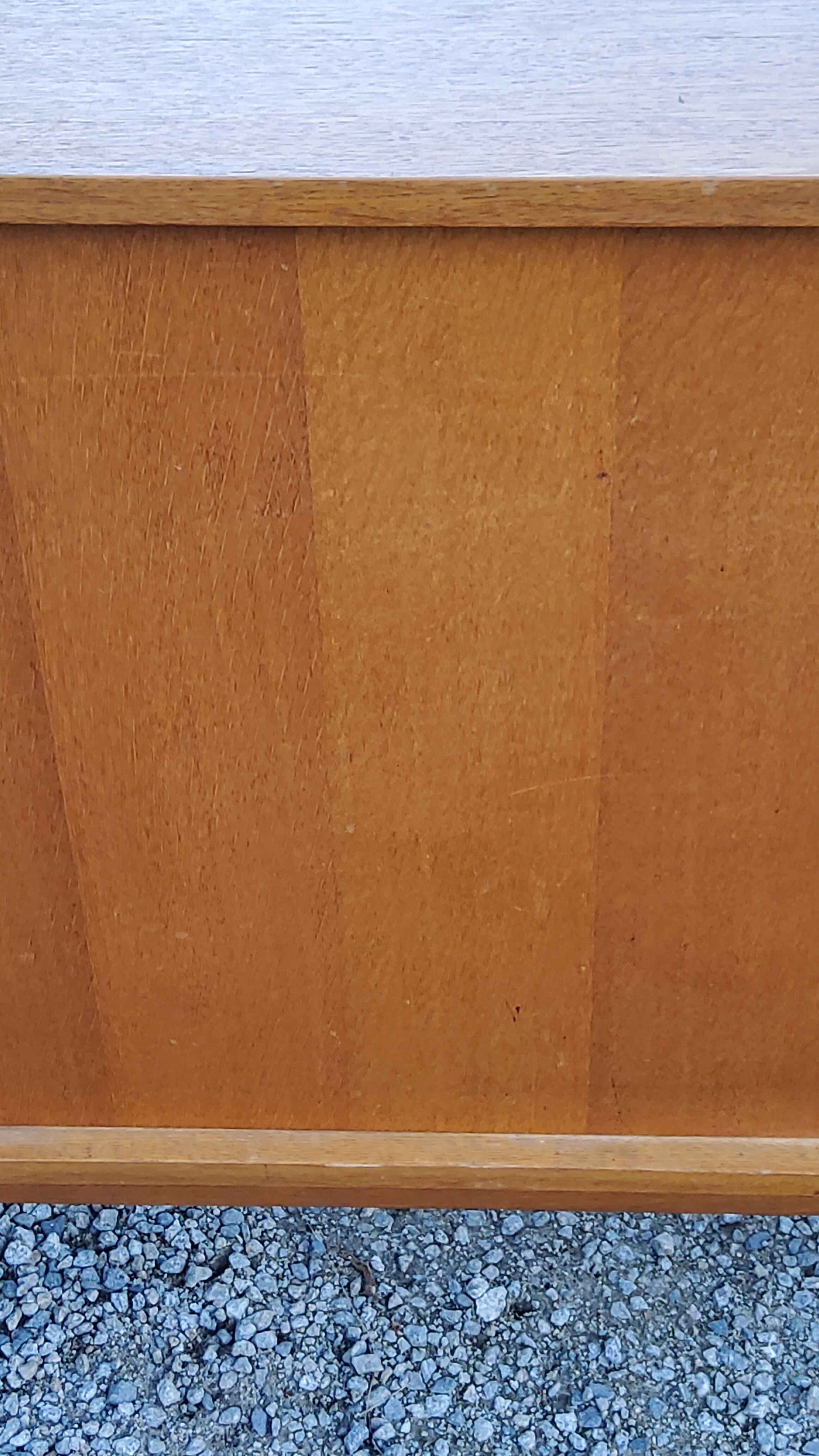Vintage gold blond oak row 3 sliding doors